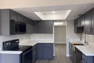 2529 N Doral Cir, Mesa, AZ 85215 - Photo 23