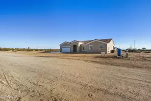 33279 W Alta Vista Rd, Tonopah, AZ 85354 - Photo 3