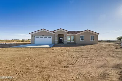 33279 W Alta Vista Road, Tonopah, AZ 85354 - Photo 1