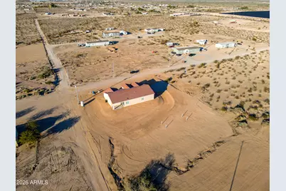 33279 W Alta Vista Road, Tonopah, AZ 85354 - Photo 13