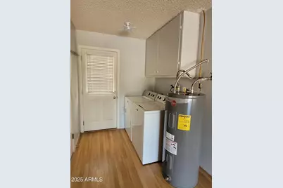 11005 W Kelso Drive, Sun City, AZ 85351 - Photo 9