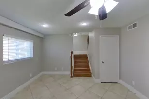 9833 N 47th Dr, Glendale, AZ 85302 - Photo 11