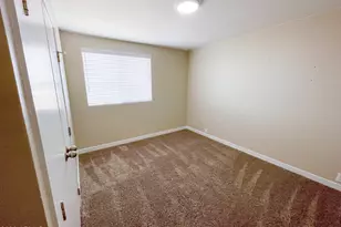 645 S Barlow St, Colorado City, AZ 86021 - Photo 17