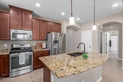 20766 W Valley View Drive, Buckeye, AZ 85396 - Photo 3