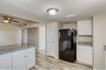 1050 E Osage Avenue, Apache Junction, AZ 85119 - Photo 13