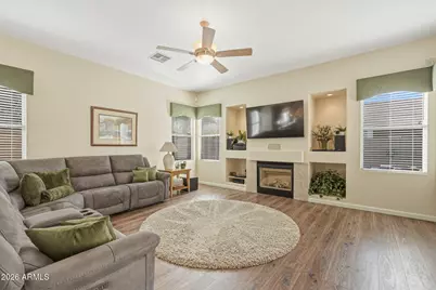 547 E Parkview Drive, Gilbert, AZ 85295 - Photo 19