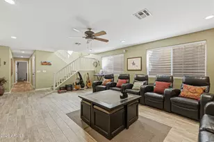 547 E Parkview Dr, Gilbert, AZ 85295 - Photo 35