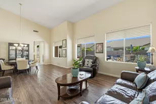 547 E Parkview Dr, Gilbert, AZ 85295 - Photo 13