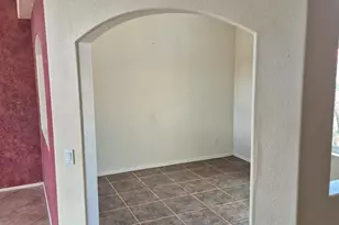 21425 N 107th Dr, Peoria, AZ 85373 - Photo 5