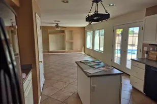 21425 N 107th Dr, Peoria, AZ 85373 - Photo 7