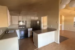 921 S Val Vista Dr, Mesa, AZ 85204 - Photo 5
