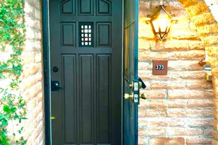 3066 N 32nd St, Phoenix, AZ 85018 - Photo 3