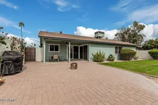 2411 E Alameda Dr, Tempe, AZ 85282 - Photo 25