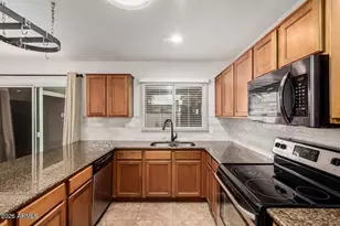 2411 E Alameda Dr, Tempe, AZ 85282 - Photo 11