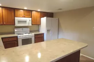 2300 Iris Dr, Sierra Vista, AZ 85635 - Photo 11