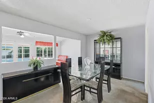 13809 N Blue Ridge Dr, Sun City, AZ 85351 - Photo 17