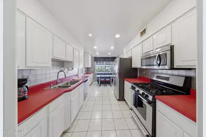 13809 N Blue Ridge Drive, Sun City, AZ 85351 - Photo 3