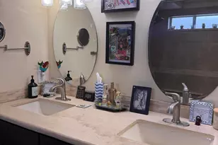 7660 E Highland Ave, Scottsdale, AZ 85251 - Photo 35