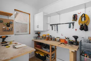 3366 E Evans Dr, Phoenix, AZ 85032 - Photo 21