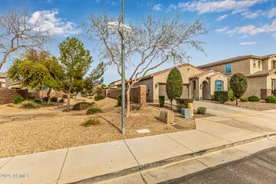 10336 W Hughes Drive, Tolleson, AZ 85353 - Photo 5