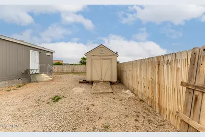 511 W Claessens Drive, Morristown, AZ 85342 - Photo 31