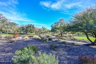 12917 W Red Fox Rd, Peoria, AZ 85383 - Photo 43