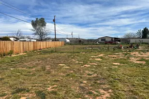 11450 E Adams Ln, Cornville, AZ 86325 - Photo 13