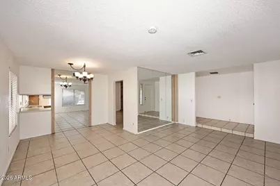 7827 W Jenan Drive, Peoria, AZ 85345 - Photo 7