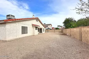 7827 W Jenan Dr, Peoria, AZ 85345 - Photo 37