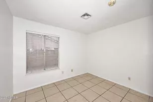 7827 W Jenan Dr, Peoria, AZ 85345 - Photo 25