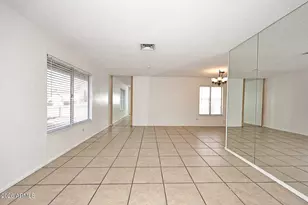 7827 W Jenan Dr, Peoria, AZ 85345 - Photo 5