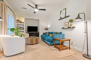 10370 W Sands Dr, Peoria, AZ 85383 - Photo 13