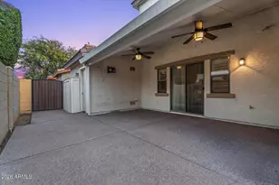 10370 W Sands Dr, Peoria, AZ 85383 - Photo 9