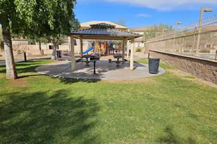 10370 W Sands Dr, Peoria, AZ 85383 - Photo 29