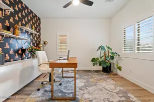 10370 W Sands Dr, Peoria, AZ 85383 - Photo 11