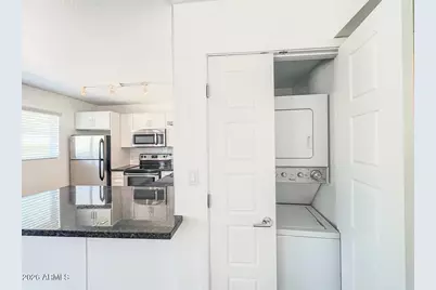 4231 N 27th Street #10, Phoenix, AZ 85016 - Photo 5