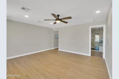 5122 W Fallen Leaf Lane, Glendale, AZ 85310 - Photo 15