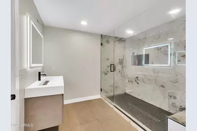 5122 W Fallen Leaf Lane, Glendale, AZ 85310 - Photo 19