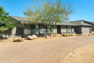 5122 W Fallen Leaf Ln, Glendale, AZ 85310 - Photo 1