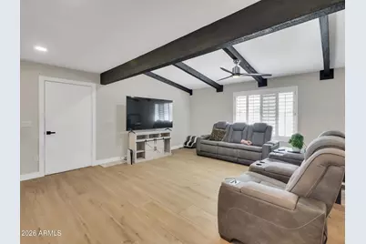 5122 W Fallen Leaf Lane, Glendale, AZ 85310 - Photo 5