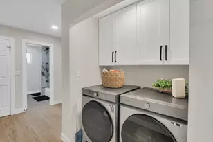 5122 W Fallen Leaf Ln, Glendale, AZ 85310 - Photo 13