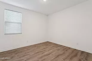 2566 W Huntington Dr, Phoenix, AZ 85041 - Photo 19