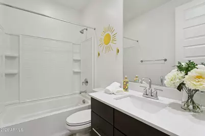 2566 W Huntington Drive, Phoenix, AZ 85041 - Photo 23