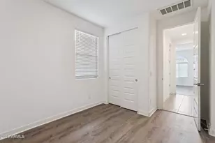 2566 W Huntington Dr, Phoenix, AZ 85041 - Photo 21