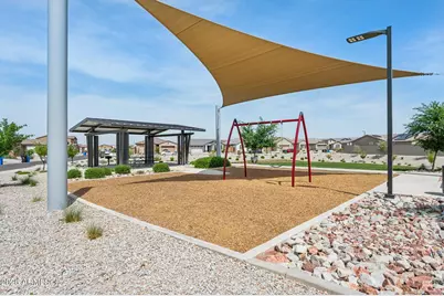 2566 W Huntington Drive, Phoenix, AZ 85041 - Photo 35