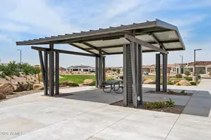 2566 W Huntington Dr, Phoenix, AZ 85041 - Photo 33