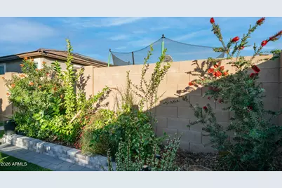 17597 W Red Fox Road, Surprise, AZ 85387 - Photo 27