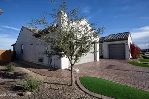 20218 N Wagner Wash Dr, Buckeye, AZ 85396 - Photo 5