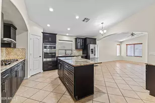 2807 E Questa Dr, Phoenix, AZ 85024 - Photo 13