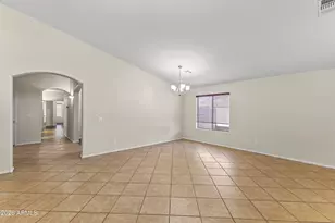 2807 E Questa Dr, Phoenix, AZ 85024 - Photo 7